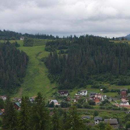 Вилла Біля лісу Славское Экстерьер фото